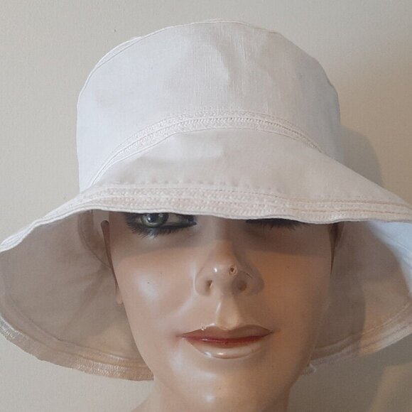 April Cornell Cream Colored Bucket Hat - Picture 1 of 5